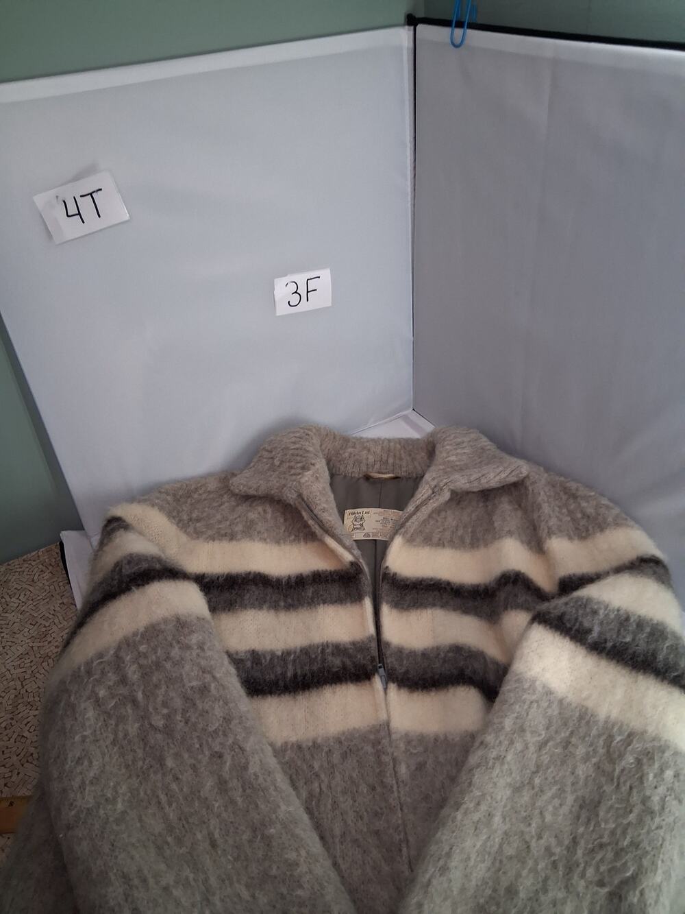 4T Vintage Hilda Ltd. 100% Wool Men's XL Winter Coat